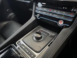 2019 Jaguar F-PACE 25t R-Sport