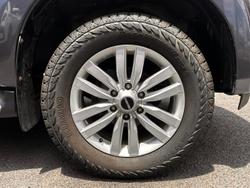 2018 Isuzu MU-X LS-T