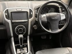 2018 Isuzu MU-X LS-T