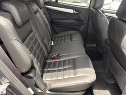 2018 Isuzu MU-X LS-T