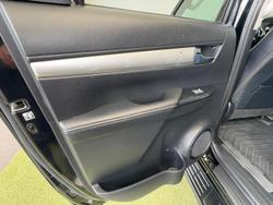 2021 Toyota Hilux SR5