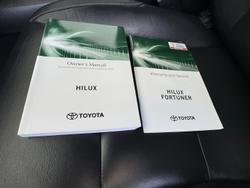 2021 Toyota Hilux SR5