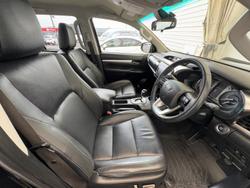 2021 Toyota Hilux SR5