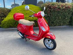 2012 VESPA LX 150 Red