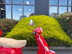 2012 VESPA LX 150 Red