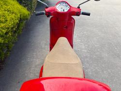 2012 VESPA LX 150 Red
