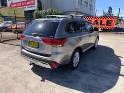 2019 MITSUBISHI OUTLANDER ES ADAS 5 SEAT (AWD)