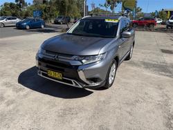 2019 MITSUBISHI OUTLANDER ES ADAS 5 SEAT (AWD)