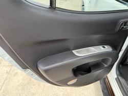 2014 MITSUBISHI TRITON GLX-R (4x4)