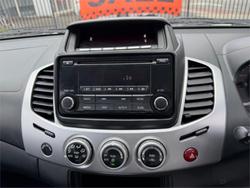 2014 MITSUBISHI TRITON GLX-R (4x4)