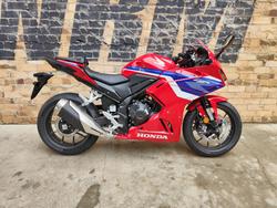 Honda CBR500RA (abs)