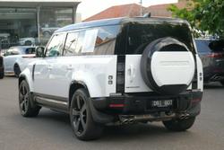 2025 Land Rover Defender 110 P525 V8 L663 MY25.5 AWD Fuji White