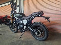 2025 Triumph Scrambler 400 X Scrambler White