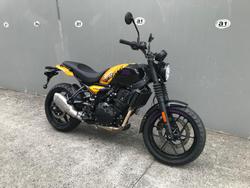 2025 Royal Enfield
Guerrilla 450