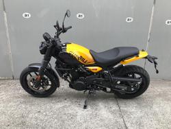 2025 Royal Enfield
Guerrilla 450