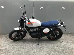 2025 Royal Enfield
Bear 650