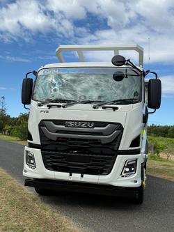 2025 Isuzu Fvz 260-300 White