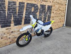 2024 HUSQVARNA FE 450 ENDURO WHITE