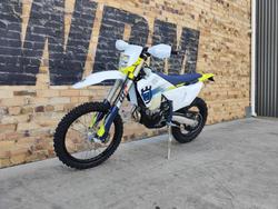 2024 HUSQVARNA FE 450 ENDURO WHITE