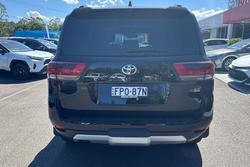 2025 Toyota Landcruiser GR Sport