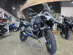 2018 BMW Motorrad R1200 GS ADVENTURE PEARL WHITE METALLIC