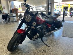 2025 BMW Motorrad R 18 CLASSIC HIGHLINE RACING RED