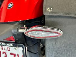 2025 BMW Motorrad R 18 CLASSIC HIGHLINE RACING RED