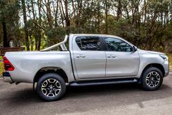 2022 Toyota Hilux SR5