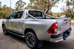2022 Toyota Hilux SR5