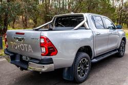 2022 Toyota Hilux SR5