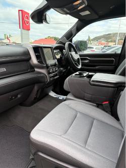 2024 RAM 1500 Big Horn (5-7 Tub)