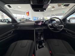 2025 Hyundai
                i30 Elite Hybrid