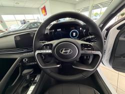 2025 Hyundai
                i30 Elite Hybrid