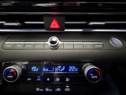 2025 Hyundai
                i30 Elite Hybrid