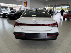 2025 Hyundai
                i30 Elite Hybrid
