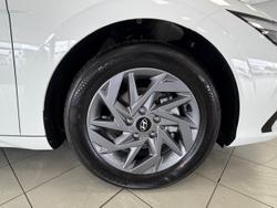 2025 Hyundai
                i30 Elite Hybrid