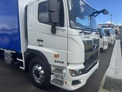 2025 Hino Fs -700 Series FS2632 White