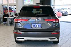 2025 Mitsubishi Outlander LS