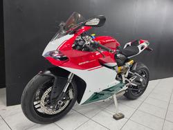 2015 DUCATI 899 PANIGALE Red
