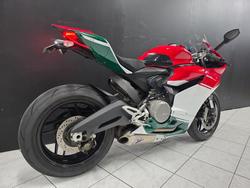 2015 DUCATI 899 PANIGALE Red