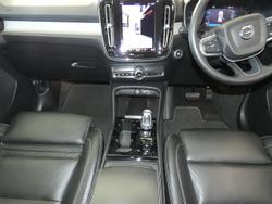 2022 Volvo XC40 Plus B4