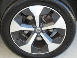 2022 Volvo XC40 Plus B4