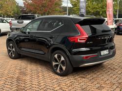 2022 Volvo XC40 Plus B4