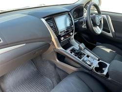 2024 Mitsubishi Pajero Sport