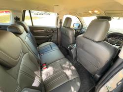 2024 Isuzu MU-X LS-T