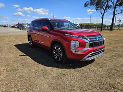 2025 Mitsubishi Outlander LS