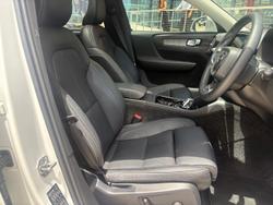 2021 Volvo XC40 T4 Inscription