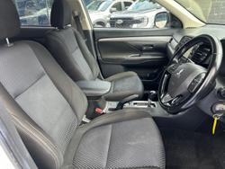 2016 Mitsubishi Outlander LS