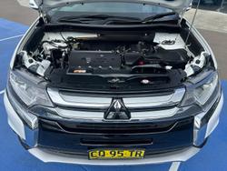 2016 Mitsubishi Outlander LS