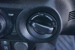 2023 Toyota Hilux SR5